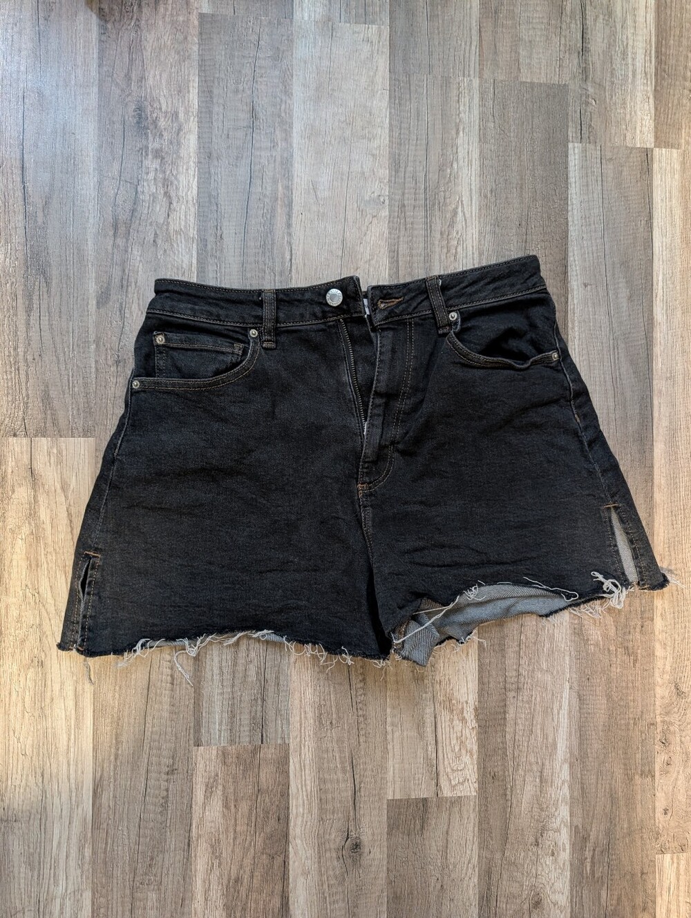 WeWoreWhat Black Distressed Fringe Hem Denim Shorts